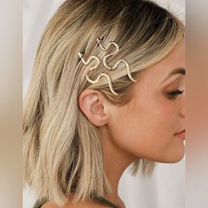 Snake hair pin N690